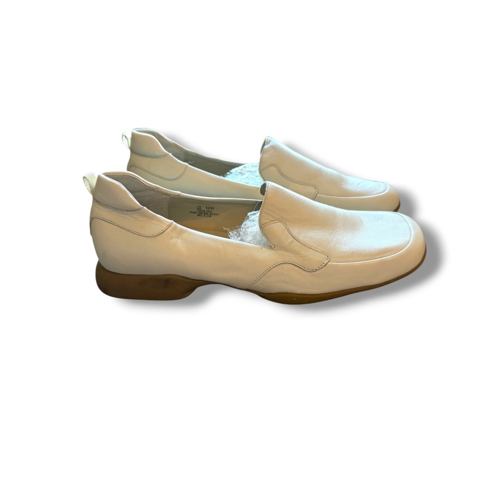 Wesley & Co Loafers Womens 12W Cream Leather Slip On Square Toe Comfort Shoes